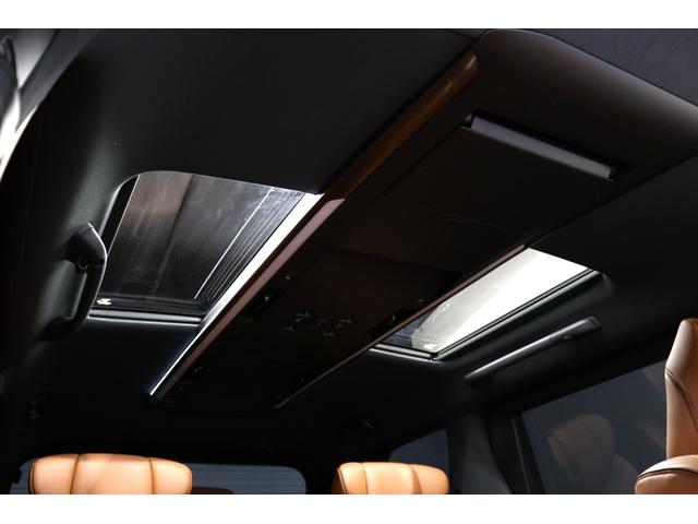 ヴェルファイアハイブリッド Z プレミア 左右独立ムーンルーフ モデリスタエアロ ユニバーサルステップ 13.2インチ後席モニター PVM BSM トヨタチームメイト デジタルインナーミラー タッチトレーサー ヘッドアップディスプレイ(8枚目)