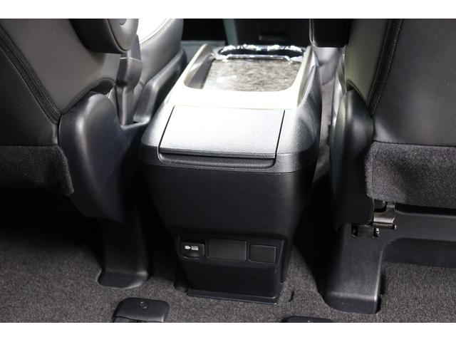 TOYOTA ALPHARD 2.5S TYPE GOLD III