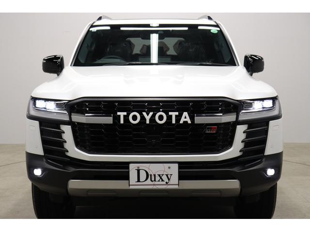 ランドクルーザー GRスポーツ ディーゼルターボ 登録済未使用車 寒冷地 電動デフロック クールBOX ムーンルーフ ルーフレール 全周囲モニター BSM HUD シートメモリー付パワーシート シートヒーター&ベンチレーション(8枚目)