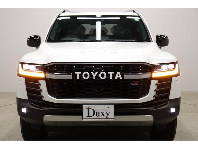 ランドクルーザー GRスポーツ ディーゼルターボ 登録済未使用車 寒冷地 電動デフロック クールBOX ムーンルーフ ルーフレール 全周囲モニター BSM HUD シートメモリー付パワーシート シートヒーター&ベンチレーション(9枚目)