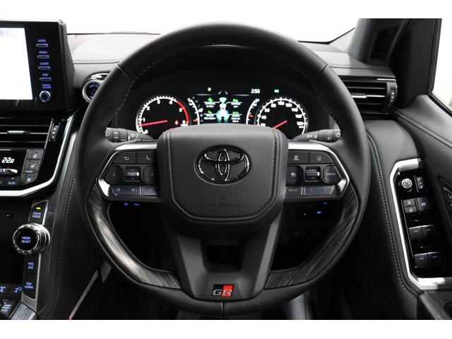 ランドクルーザー GRスポーツ ディーゼルターボ 登録済未使用車 寒冷地 電動デフロック クールBOX ムーンルーフ ルーフレール 全周囲モニター BSM HUD シートメモリー付パワーシート シートヒーター&ベンチレーション(63枚目)