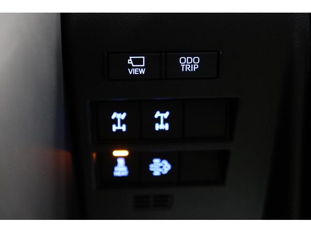 ランドクルーザー GRスポーツ ディーゼルターボ 登録済未使用車 寒冷地 電動デフロック クールBOX ムーンルーフ ルーフレール 全周囲モニター BSM HUD シートメモリー付パワーシート シートヒーター&ベンチレーション(70枚目)