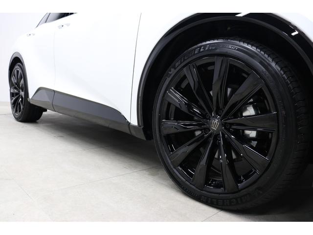 クラウンスポーツ Z パノラマルーフ ハンズフリー電動リアドア ドライブレコーダー機能付きデジタルミラー 置くだけ充電 HUD 12.3インチディスプレイオーディオ パノラミックビューモニター ブラインドスポットモニター(21枚目)