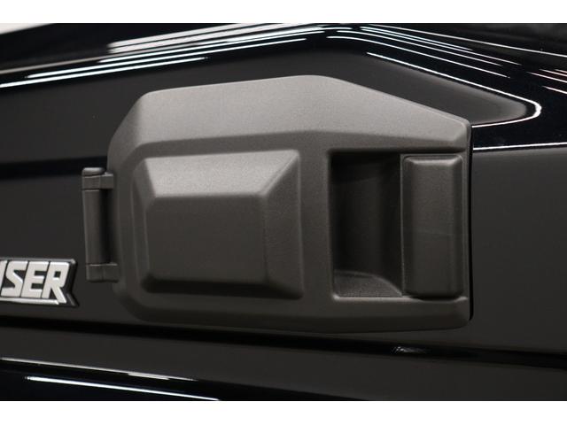 ランドクルーザー70 AX 丸目LEDヘッドライト 純正ナビ 純正ドラレコ 電動デフロック バックモニター内臓自動防眩ミラー 純正16インチアルミホイール ナビ連動バックカメラ アルミ製サイドステップ トヨタセーフティセンス(46枚目)