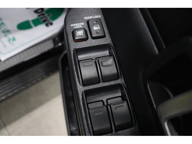 ランドクルーザー70 AX 丸目LEDヘッドライト 純正ナビ 純正ドラレコ 電動デフロック バックモニター内臓自動防眩ミラー 純正16インチアルミホイール ナビ連動バックカメラ アルミ製サイドステップ トヨタセーフティセンス(77枚目)