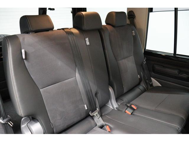 ランドクルーザー70 AX 丸目LEDヘッドライト 純正ナビ 純正ドラレコ 電動デフロック バックモニター内臓自動防眩ミラー 純正16インチアルミホイール ナビ連動バックカメラ アルミ製サイドステップ トヨタセーフティセンス(78枚目)