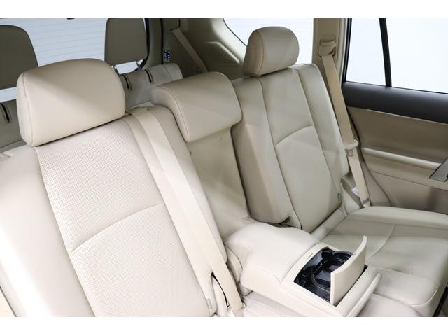 ランドクルーザープラド ＴＸ　Ｌパッケージ　マットブラックエディション　最終特別仕様車　寒冷地　ベージュレザー　メーカーナビ＆プラドスーパーライブサウンド　全周囲モニター　ブラインドスポットモニター　ムーンルーフ　ブラックルーフレール　シートヒーター＆ベンチレーション（75枚目）