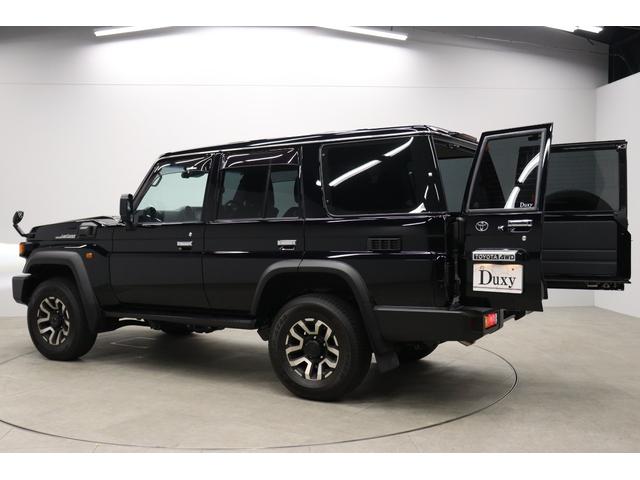 ランドクルーザー７０ ＡＸ　丸目ＬＥＤヘッドライト　純正ナビ　純正ドラレコ　電動デフロック　バックモニター内臓自動防眩ミラー　純正１６インチアルミホイール　ナビ連動バックカメラ　アルミ製サイドステップ　トヨタセーフティセンス（22枚目）