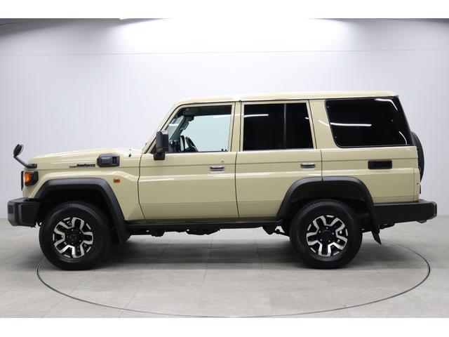 ランドクルーザー70 AX 丸目LEDヘッドライト ワンオーナー 電動デフロック クルーズコントロール バックモニター内臓自動防眩ミラー 純正16インチアルミホイール アルミ製サイドステップ トヨタセーフティセンス搭載(11枚目)