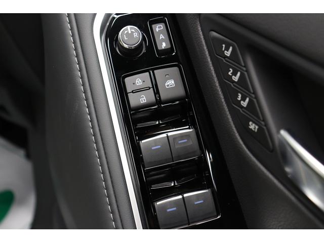 ランドクルーザー ＧＲスポーツ　ディーゼルターボ　登録済未使用車　寒冷地　電動デフロック　クールＢＯＸ　ムーンルーフ　ルーフレール　全周囲モニター　ＢＳＭ　ＨＵＤ　シートメモリー付パワーシート　シートヒーター＆ベンチレーション（75枚目）