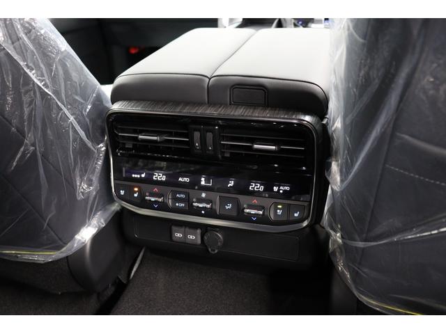 ランドクルーザー ＧＲスポーツ　ディーゼルターボ　登録済未使用車　寒冷地　電動デフロック　クールＢＯＸ　ムーンルーフ　ルーフレール　全周囲モニター　ＢＳＭ　ＨＵＤ　シートメモリー付パワーシート　シートヒーター＆ベンチレーション（78枚目）