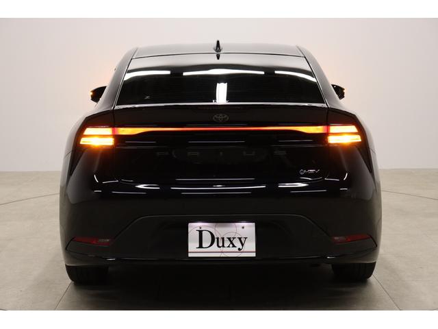 プリウス U 全周囲モニター ブラインドスポットモニター TSS拡張パック 上級グラディエントブラック内装 シートヒーター インパネイルミネーション 周辺車両接近サポート ステアリングヒーター フルセグTV ETC(9枚目)