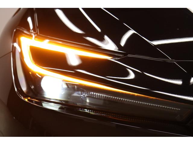 プリウス U 全周囲モニター ブラインドスポットモニター TSS拡張パック 上級グラディエントブラック内装 シートヒーター インパネイルミネーション 周辺車両接近サポート ステアリングヒーター フルセグTV ETC(25枚目)