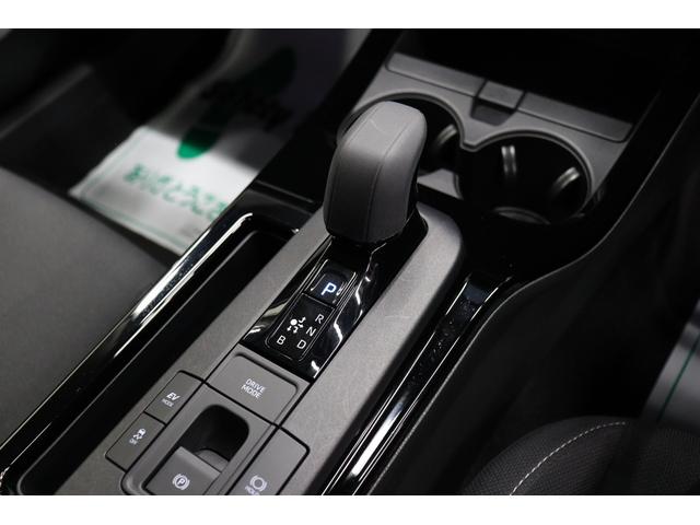 プリウス U 全周囲モニター ブラインドスポットモニター TSS拡張パック 上級グラディエントブラック内装 シートヒーター インパネイルミネーション 周辺車両接近サポート ステアリングヒーター フルセグTV ETC(49枚目)