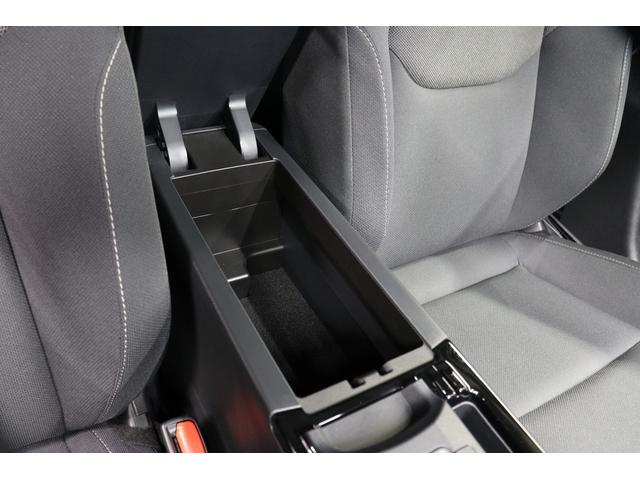 プリウス U 全周囲モニター ブラインドスポットモニター TSS拡張パック 上級グラディエントブラック内装 シートヒーター インパネイルミネーション 周辺車両接近サポート ステアリングヒーター フルセグTV ETC(52枚目)