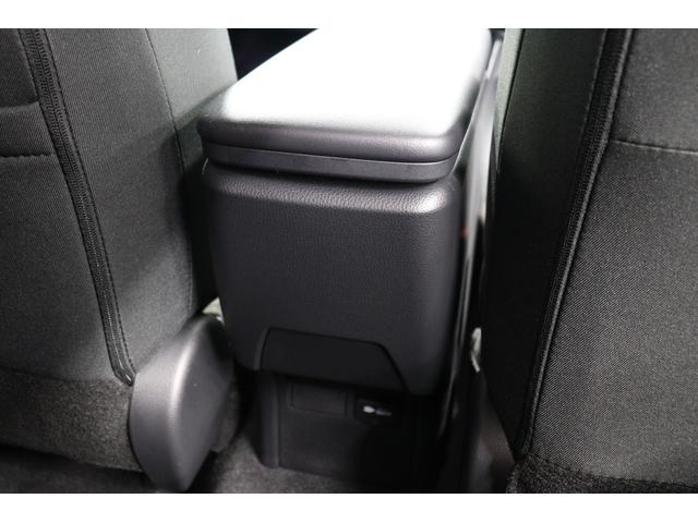 プリウス U 全周囲モニター ブラインドスポットモニター TSS拡張パック 上級グラディエントブラック内装 シートヒーター インパネイルミネーション 周辺車両接近サポート ステアリングヒーター フルセグTV ETC(68枚目)