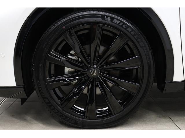 クラウンスポーツ Ｚ　パノラマルーフ　ハンズフリー電動リアドア　ドライブレコーダー機能付きデジタルミラー　置くだけ充電　ＨＵＤ　１２．３インチディスプレイオーディオ　パノラミックビューモニター　ブラインドスポットモニター（17枚目）