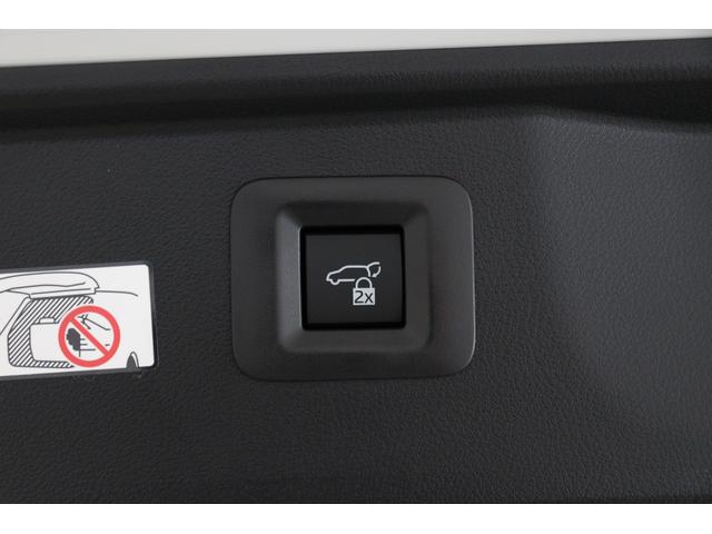 アルファード Ｚ　モデリスタエアロ　１３．２インチ有機ＥＬ後席モニター　トヨタチームメイト　ムーンルーフ　ドラレコ機能付デジタルミラー　タッチトレーサーオペレーション　ヘッドアップディスプレイ　パノラミックモニター（30枚目）