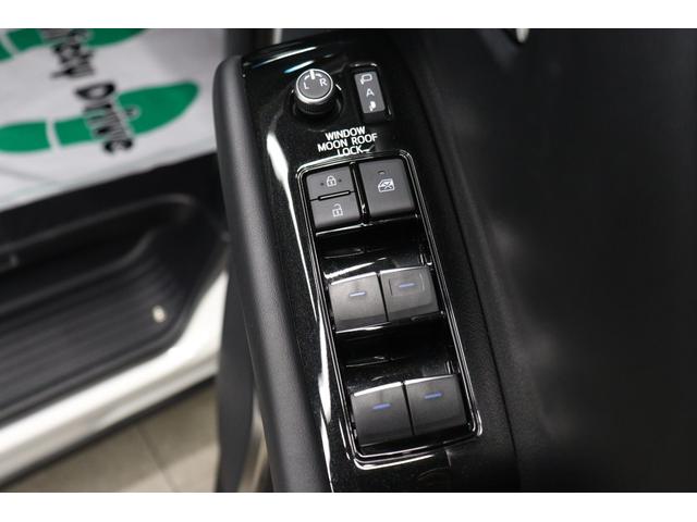 アルファード ２．５Ｓ　Ｃパッケージ　ツインムーンルーフ　１２．１インチ後席モニター　ＢＳＭ　デジタルインナーミラー　パワーバックドア　３眼ＬＥＤヘッドライト＆シーケンシャルウィンカー　両側パワースライドドア　ＨＵＤ　前後ドラレコ　ＥＴＣ（70枚目）