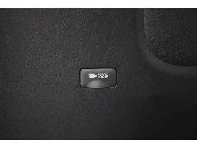 ハイエースバン ロングスーパーＧＬ　ダークプライムＳ　Ｒ７／９登録　寒冷地　４ＷＤ　ディーゼルターボ　純正１５インチアルミホイール　ＰＶＭ　デジタルインナーミラー　専用ハーフレザーシート　両側電動スライドドア　ＬＥＤヘッドランプ＆フォグ（29枚目）