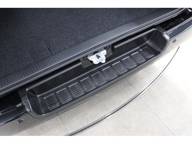 ハイエースバン ロングスーパーＧＬ　ダークプライムＳ　Ｒ７／９登録　寒冷地　４ＷＤ　ディーゼルターボ　純正１５インチアルミホイール　ＰＶＭ　デジタルインナーミラー　専用ハーフレザーシート　両側電動スライドドア　ＬＥＤヘッドランプ＆フォグ（32枚目）