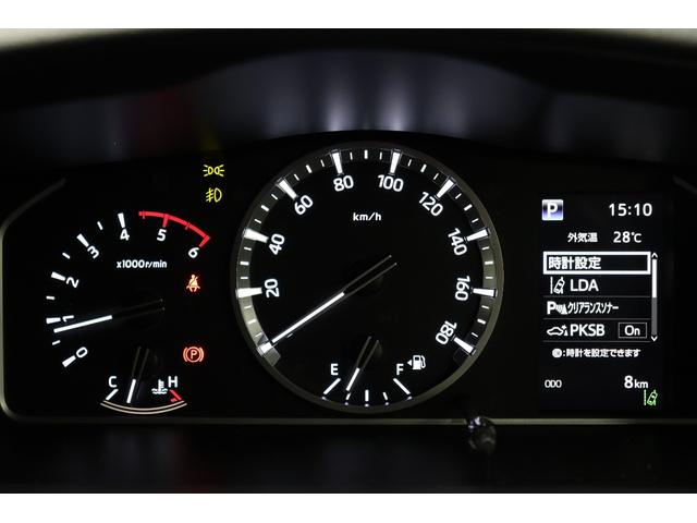 ハイエースバン ロングスーパーＧＬ　ダークプライムＳ　Ｒ７／９登録　寒冷地　４ＷＤ　ディーゼルターボ　純正１５インチアルミホイール　ＰＶＭ　デジタルインナーミラー　専用ハーフレザーシート　両側電動スライドドア　ＬＥＤヘッドランプ＆フォグ（60枚目）