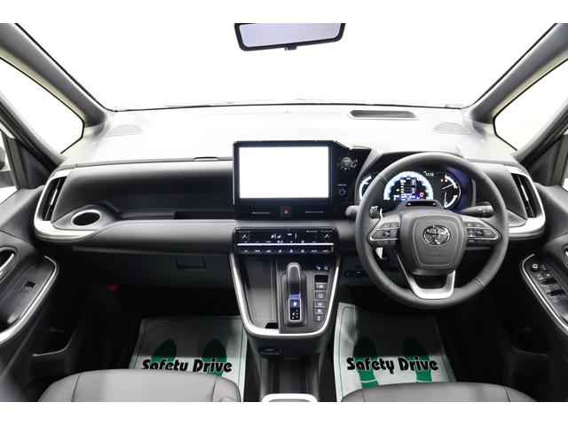 ヴォクシー ハイブリッドＳ－Ｚ　２０２５年改モデル　ユニバーサルステップ　１０．５インチコネクトナビ　パノラミックビューモニター　快適利便パッケージＨｉｇｈ　チームメイト　アドバンストパーク　デジタルインナーミラー　パワーバックドア（4枚目）