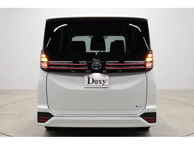 ヴォクシー ハイブリッドＳ－Ｚ　２０２５年改モデル　ユニバーサルステップ　１０．５インチコネクトナビ　パノラミックビューモニター　快適利便パッケージＨｉｇｈ　チームメイト　アドバンストパーク　デジタルインナーミラー　パワーバックドア（17枚目）