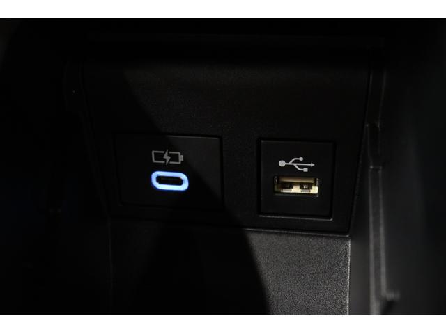 ヴォクシー ハイブリッドＳ－Ｚ　２０２５年改モデル　ユニバーサルステップ　１０．５インチコネクトナビ　パノラミックビューモニター　快適利便パッケージＨｉｇｈ　チームメイト　アドバンストパーク　デジタルインナーミラー　パワーバックドア（58枚目）