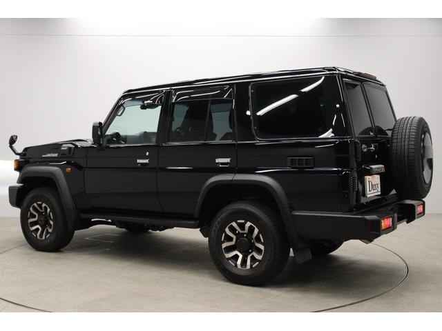 ランドクルーザー７０ ＡＸ　丸目ＬＥＤヘッドライト　純正ナビ　純正ドラレコ　電動デフロック　バックモニター内臓自動防眩ミラー　純正１６インチアルミホイール　ナビ連動バックカメラ　アルミ製サイドステップ　トヨタセーフティセンス（20枚目）