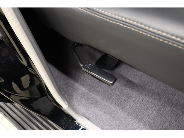 ランドクルーザー７０ ＡＸ　丸目ＬＥＤヘッドライト　純正ナビ　純正ドラレコ　電動デフロック　バックモニター内臓自動防眩ミラー　純正１６インチアルミホイール　ナビ連動バックカメラ　アルミ製サイドステップ　トヨタセーフティセンス（55枚目）