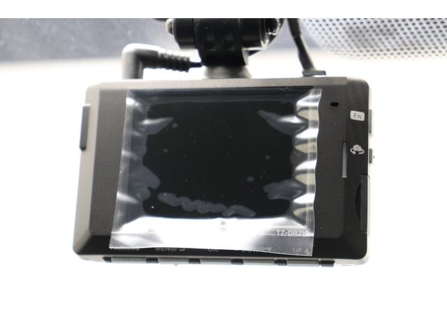 プリウス Ｕ　トヨタセーフティーセンス拡張パック　ＢＳＭ　ステアリングヒーター　ＡｐｐｌｅＣａｒＰｌａｙ／ＡｎｄｒｏｉｄＡｕｔｏ対応　フルセグＴＶ　周辺・後方車両接近サポート　レーダークルコン　ＥＴＣ２．０（40枚目）