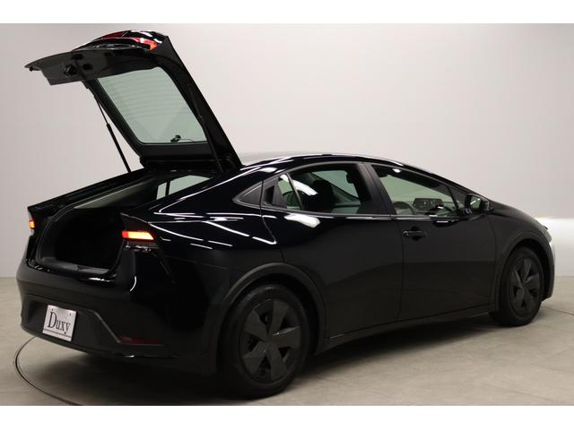 プリウス Ｕ　トヨタセーフティーセンス拡張パック　シートヒーター　上級ファブリックシート　前後ドラレコ　ステアリングヒーター　ブラインドスポットモニター　バックカメラ　ＥＴＣ２．０　ＡＣ１００／１５００Ｗ（25枚目）