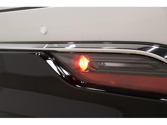 ハリアーハイブリッド Ｚ　レザーパッケージ・ナイトシェード　調光パノラマルーフ　ＪＢＬ　ＡＣ１５００Ｗ　寒冷地　ナイトシェード専用１９インチアルミ　１２．３インチディスプレイオーディオ　全周囲カメラ　ブラインドスポットモニター　デジタルミラー　パワーバックドア（46枚目）