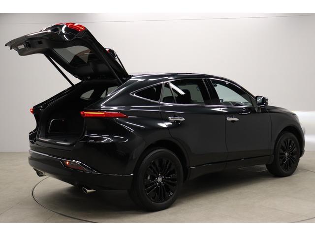 ハリアーハイブリッド Ｚ　レザーパッケージ・ナイトシェード　調光パノラマルーフ　ＪＢＬ　ＡＣ１５００Ｗ　寒冷地　ナイトシェード専用１９インチアルミ　１２．３インチディスプレイオーディオ　全周囲カメラ　ブラインドスポットモニター　デジタルミラー　パワーバックドア（23枚目）