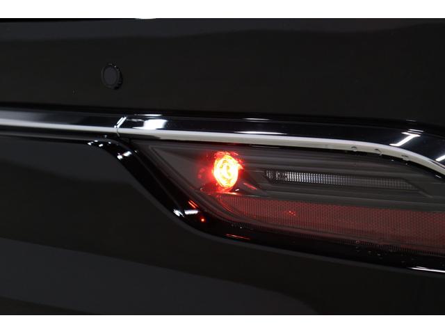 ハリアーハイブリッド Ｚ　レザーパッケージ・ナイトシェード　調光パノラマルーフ　ＪＢＬ　ＡＣ１５００Ｗ　寒冷地　ナイトシェード専用１９インチアルミ　１２．３インチディスプレイオーディオ　全周囲カメラ　ブラインドスポットモニター　デジタルミラー　パワーバックドア（42枚目）