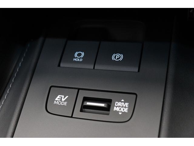 ハリアーハイブリッド Ｚ　レザーパッケージ・ナイトシェード　調光パノラマルーフ　ＪＢＬ　ＡＣ１５００Ｗ　寒冷地　ナイトシェード専用１９インチアルミ　１２．３インチディスプレイオーディオ　全周囲カメラ　ブラインドスポットモニター　デジタルミラー　パワーバックドア（56枚目）