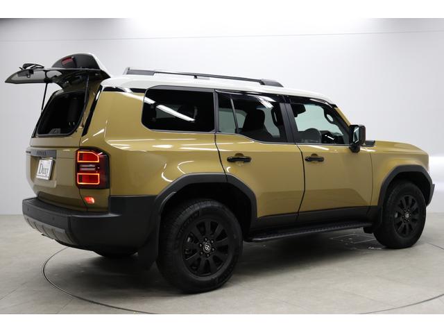 ランドクルーザー250 ZXファーストエディション ワンオーナー 寒冷地仕様 丸目ヘッドライト JBLスピーカー ムーンルーフ 純正18インチAW ルーフレール パワーバックドア 純正12.3インチディスプレイオーディオ デジタルミラー PVM BSM(20枚目)