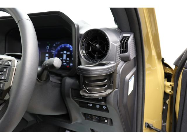 ランドクルーザー250 ZXファーストエディション ワンオーナー 寒冷地仕様 丸目ヘッドライト JBLスピーカー ムーンルーフ 純正18インチAW ルーフレール パワーバックドア 純正12.3インチディスプレイオーディオ デジタルミラー PVM BSM(43枚目)