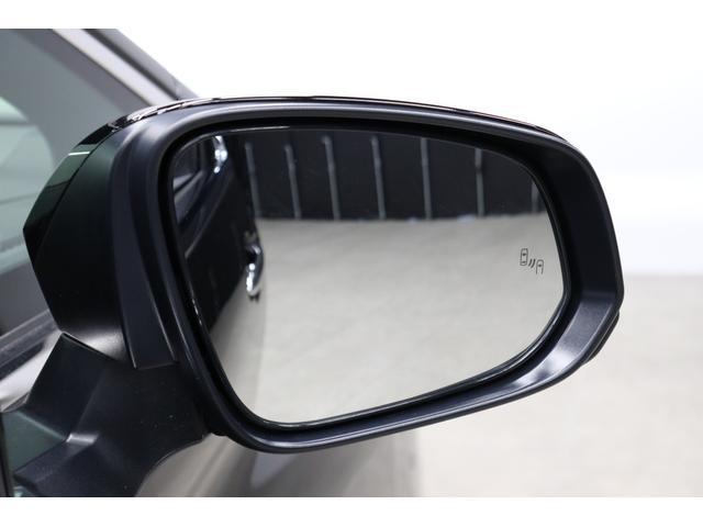 アルファードハイブリッド Ｚ　モデリスタエアロ　トヨタチームメイト　ユニバーサルステップ　１３．２インチ後席モニター　デジタルミラー　ヘッドアップディスプレイ　ムーンルーフ　パノラミックビューモニター　ブラインドスポットモニター（9枚目）