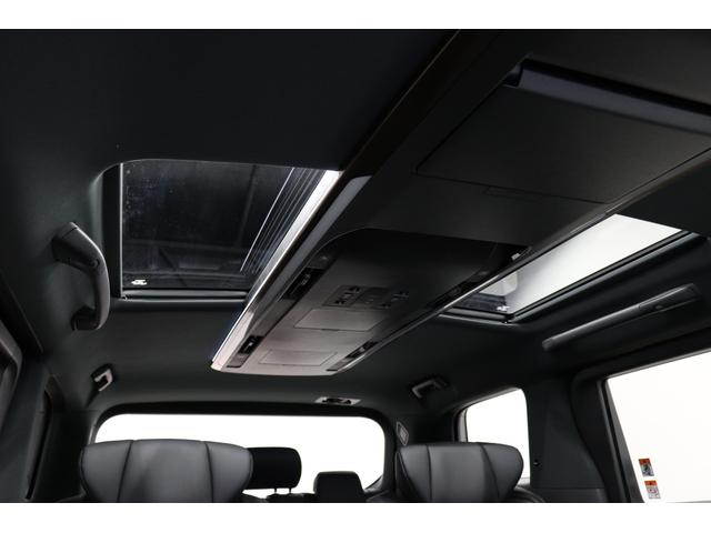 アルファードハイブリッド Ｚ　モデリスタエアロ　トヨタチームメイト　ユニバーサルステップ　１３．２インチ後席モニター　デジタルミラー　ヘッドアップディスプレイ　ムーンルーフ　パノラミックビューモニター　ブラインドスポットモニター（13枚目）