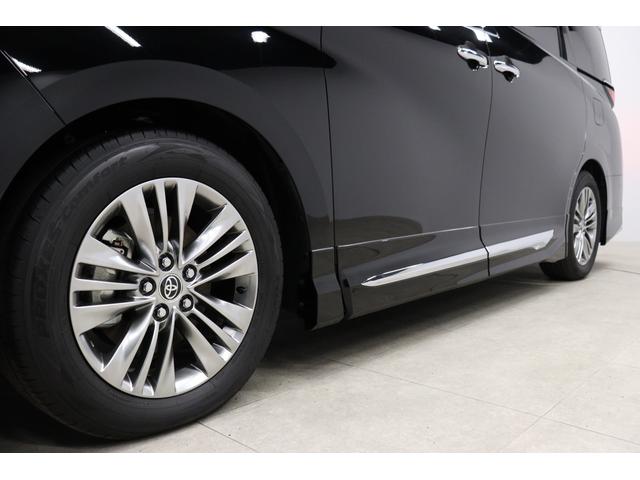 アルファードハイブリッド Ｚ　モデリスタエアロ　トヨタチームメイト　ユニバーサルステップ　１３．２インチ後席モニター　デジタルミラー　ヘッドアップディスプレイ　ムーンルーフ　パノラミックビューモニター　ブラインドスポットモニター（21枚目）