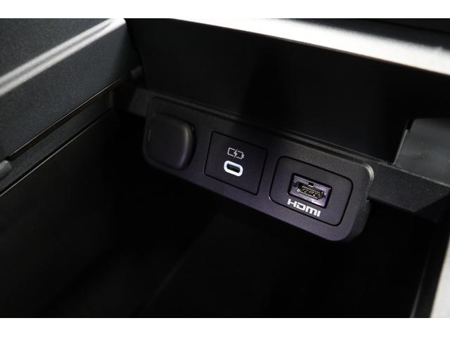 アルファードハイブリッド Ｚ　モデリスタエアロ　トヨタチームメイト　ユニバーサルステップ　１３．２インチ後席モニター　デジタルミラー　ヘッドアップディスプレイ　ムーンルーフ　パノラミックビューモニター　ブラインドスポットモニター（62枚目）