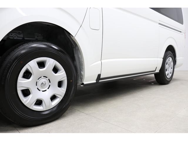 ハイエースバン ロングスーパーＧＬ　ダークプライムＳ　ワンオーナー　寒冷地仕様　ＬＥＤリアフォグ　パノラミックビューモニター　デジタルインナーミラー　両側電動スライドドア　純正１５インチアルミホイール　ＴＳＳ　ＡＣ１００Ｖ／１５００Ｗコンセント（11枚目）