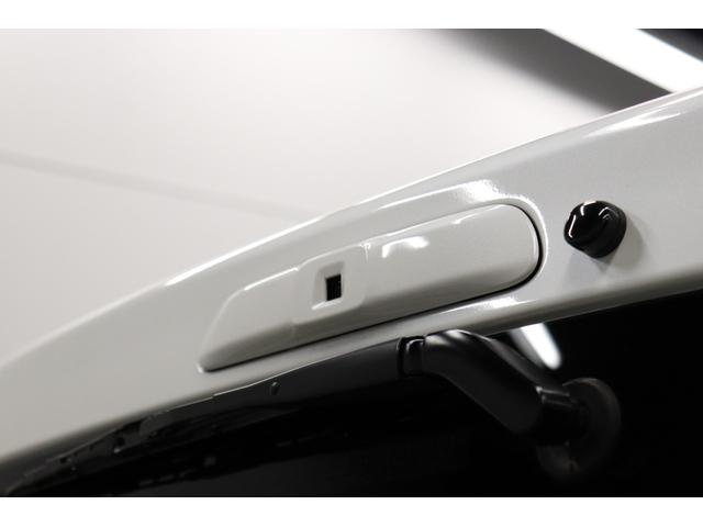 ハイエースバン ロングスーパーＧＬ　ダークプライムＳ　ワンオーナー　寒冷地仕様　ＬＥＤリアフォグ　パノラミックビューモニター　デジタルインナーミラー　両側電動スライドドア　純正１５インチアルミホイール　ＴＳＳ　ＡＣ１００Ｖ／１５００Ｗコンセント（41枚目）