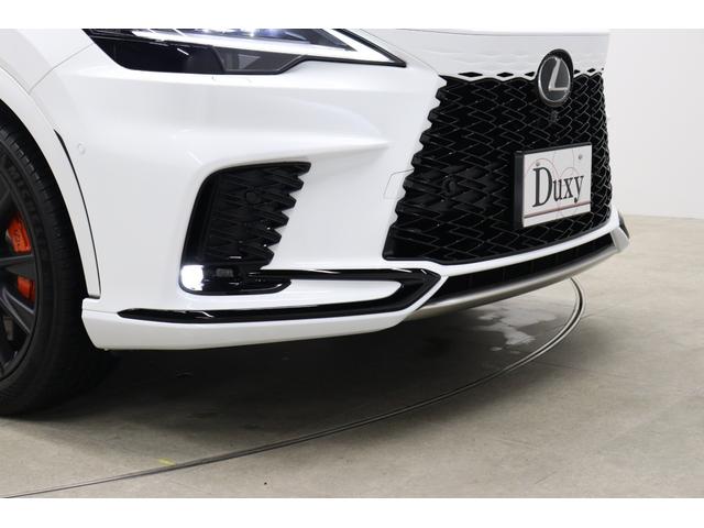 ＲＸ ＲＸ５００ｈ　Ｆスポーツパフォーマンス　ワンオーナー　オレンジキャリパー　マークレビンソン　ダークローズ内装　パノラマルーフ　輻射ヒーター　ヘッドアップディスプレイ　デジタルミラー　パノラミックビューモニター　ブラインドスポットモニター（31枚目）