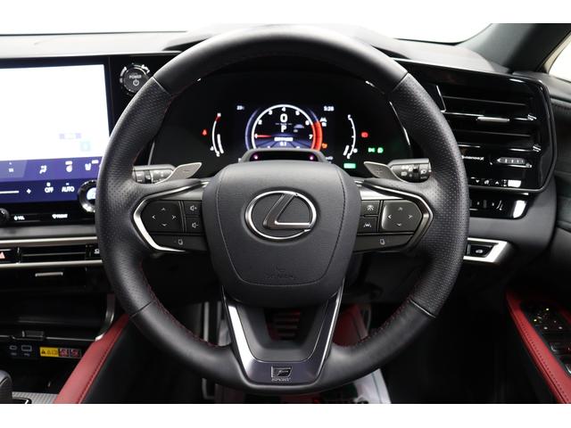 ＲＸ ＲＸ５００ｈ　Ｆスポーツパフォーマンス　ワンオーナー　オレンジキャリパー　マークレビンソン　ダークローズ内装　パノラマルーフ　輻射ヒーター　ヘッドアップディスプレイ　デジタルミラー　パノラミックビューモニター　ブラインドスポットモニター（65枚目）