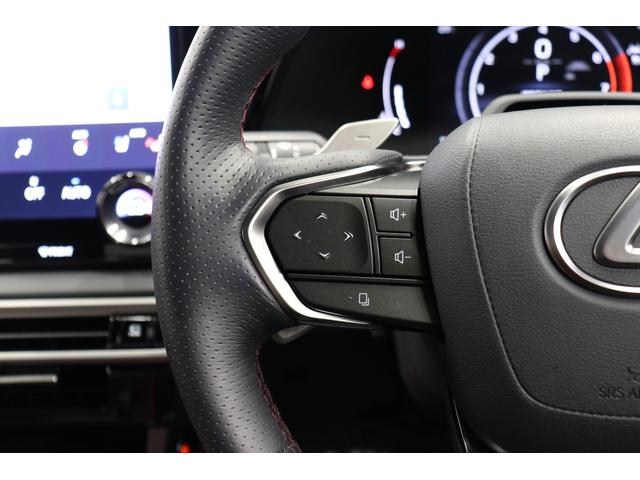 ＲＸ ＲＸ５００ｈ　Ｆスポーツパフォーマンス　ワンオーナー　オレンジキャリパー　マークレビンソン　ダークローズ内装　パノラマルーフ　輻射ヒーター　ヘッドアップディスプレイ　デジタルミラー　パノラミックビューモニター　ブラインドスポットモニター（68枚目）