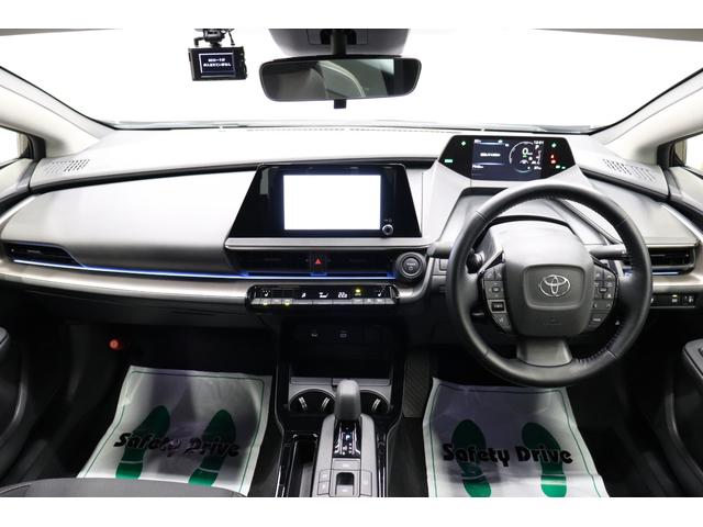 プリウス Ｕ　トヨタセーフティーセンス拡張パック　シートヒーター　上級ファブリックシート　前後ドラレコ　ステアリングヒーター　ブラインドスポットモニター　バックカメラ　ＥＴＣ２．０　ＡＣ１００／１５００Ｗ（20枚目）