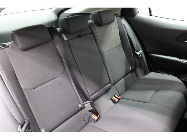 プリウス Ｕ　トヨタセーフティーセンス拡張パック　シートヒーター　上級ファブリックシート　前後ドラレコ　ステアリングヒーター　ブラインドスポットモニター　バックカメラ　ＥＴＣ２．０　ＡＣ１００／１５００Ｗ（22枚目）